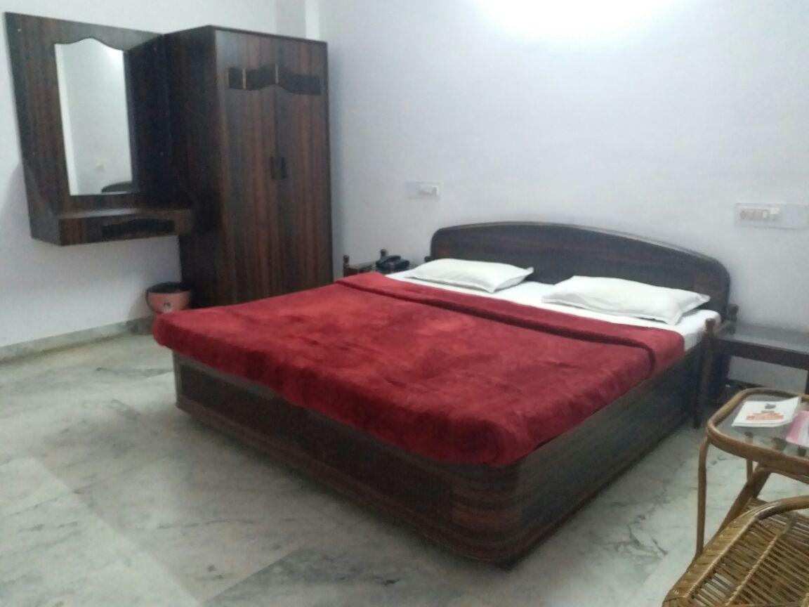 Hotel White Palace Удайпур Екстериор снимка